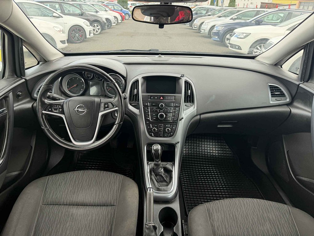 Opel Astra 1.6 CDTi 