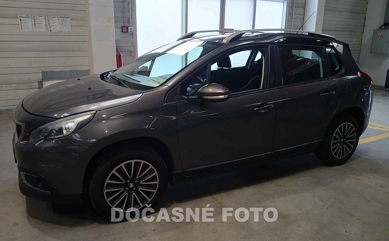 Peugeot 2008 1.2 PT 