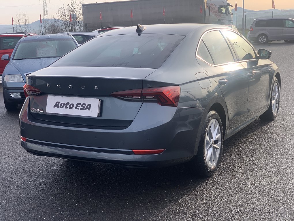 Škoda Octavia IV 2.0TDi Style