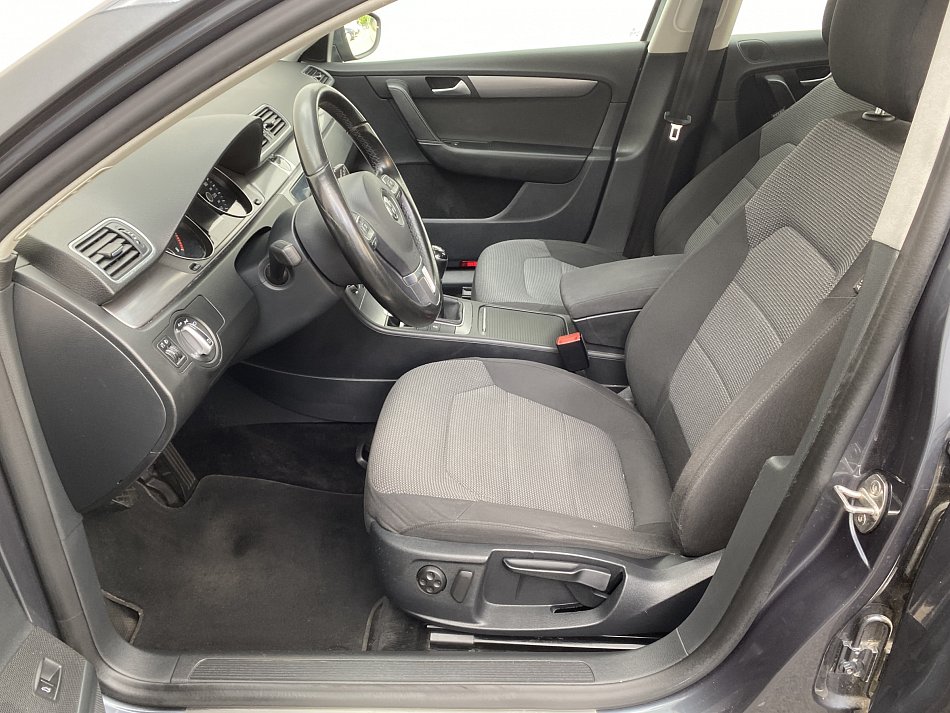 Volkswagen Passat 1.4TSi 