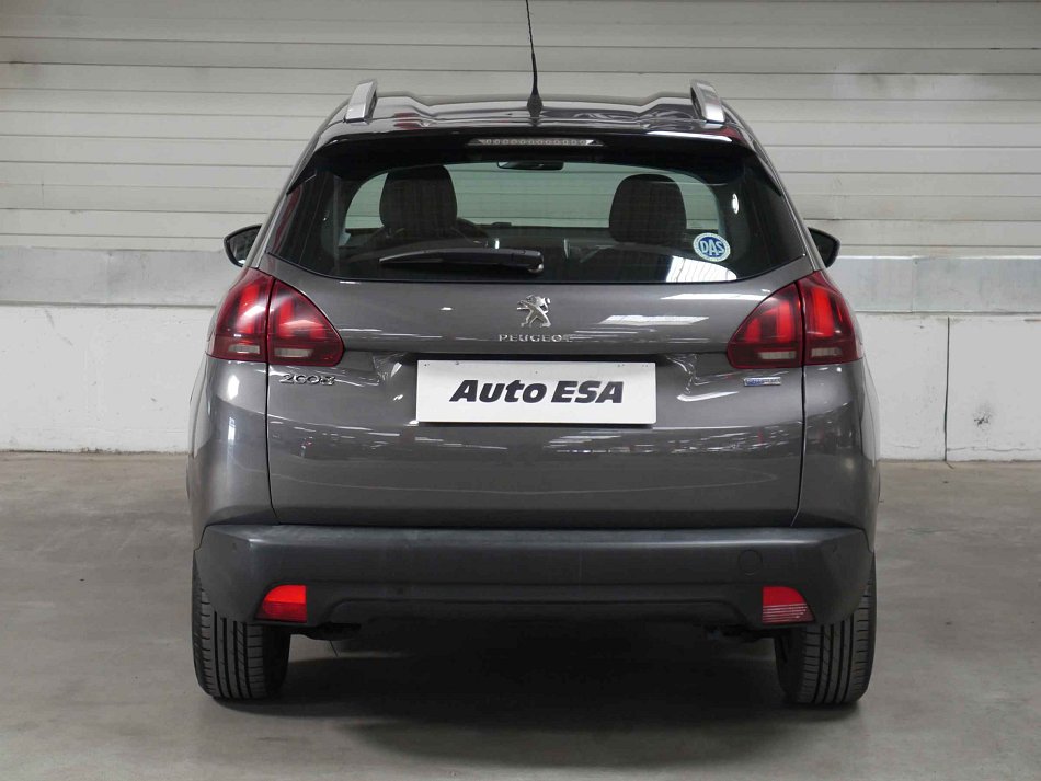 Peugeot 2008 1.2 PT 