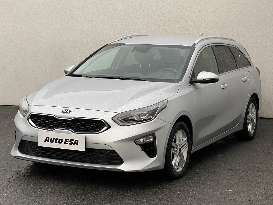 Kia Ceed 1.5 T-GDi TOP