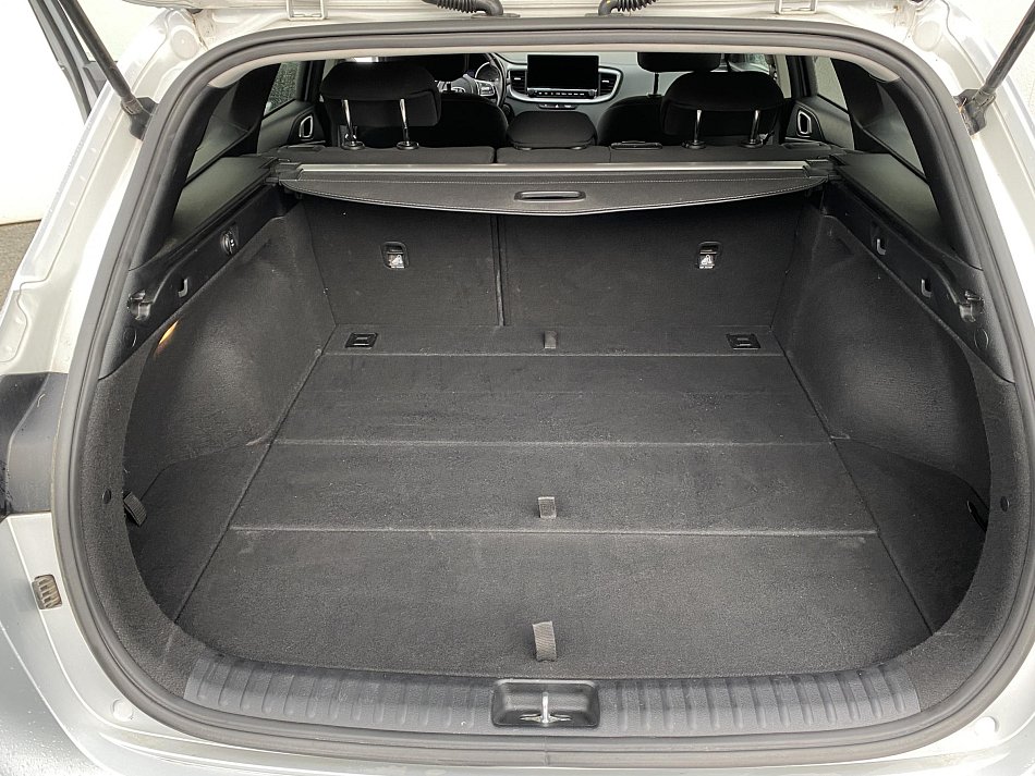 Kia Ceed 1.5 T-GDi TOP