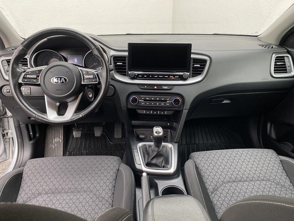 Kia Ceed 1.5 T-GDi TOP