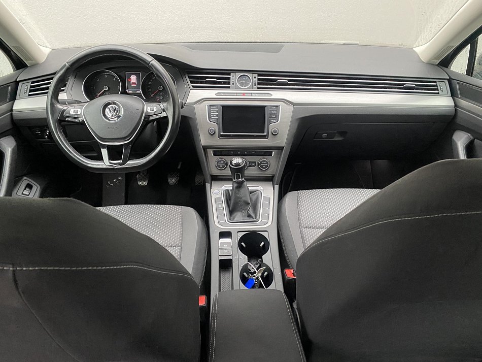 Volkswagen Passat 1.6 TDi 