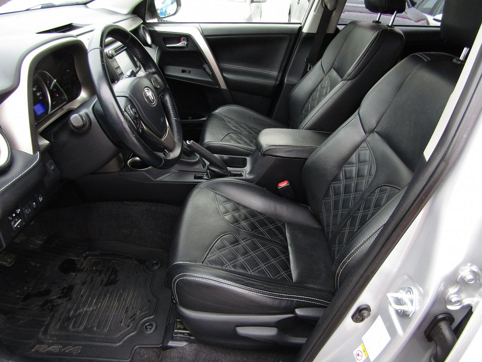 Toyota RAV4 2.0 D-4D 