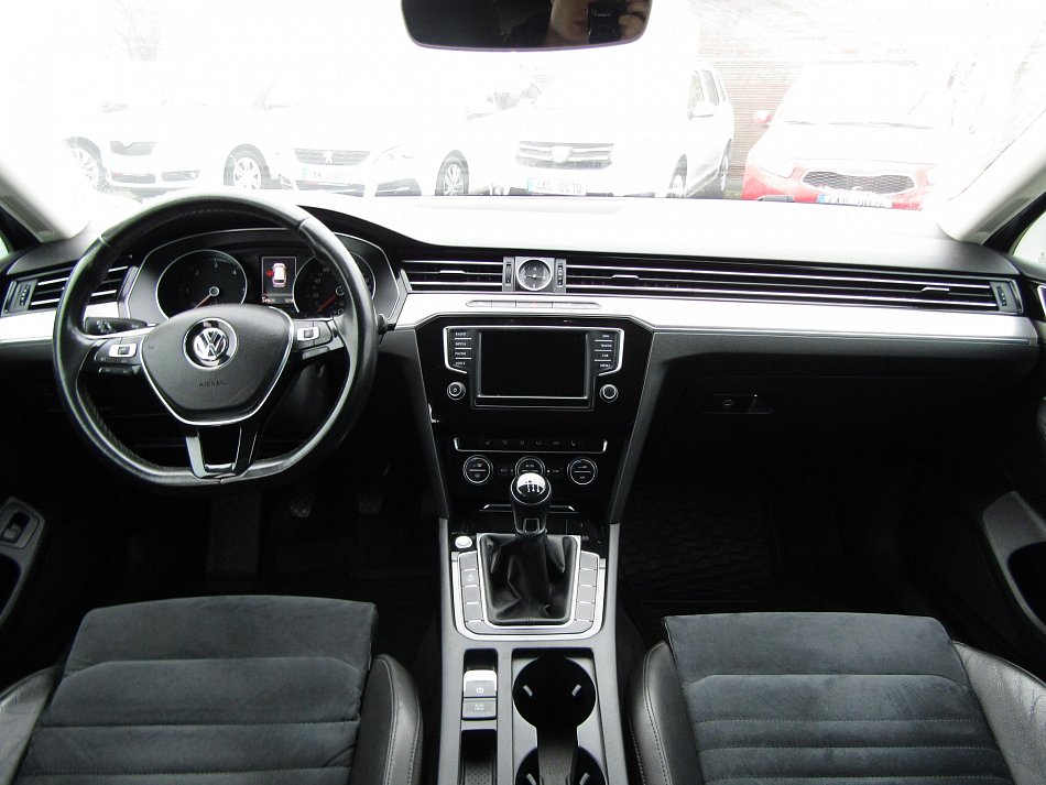 Volkswagen Passat 2.0 TDi Highline