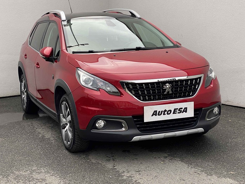 Peugeot 2008 1.2 PT Crossway
