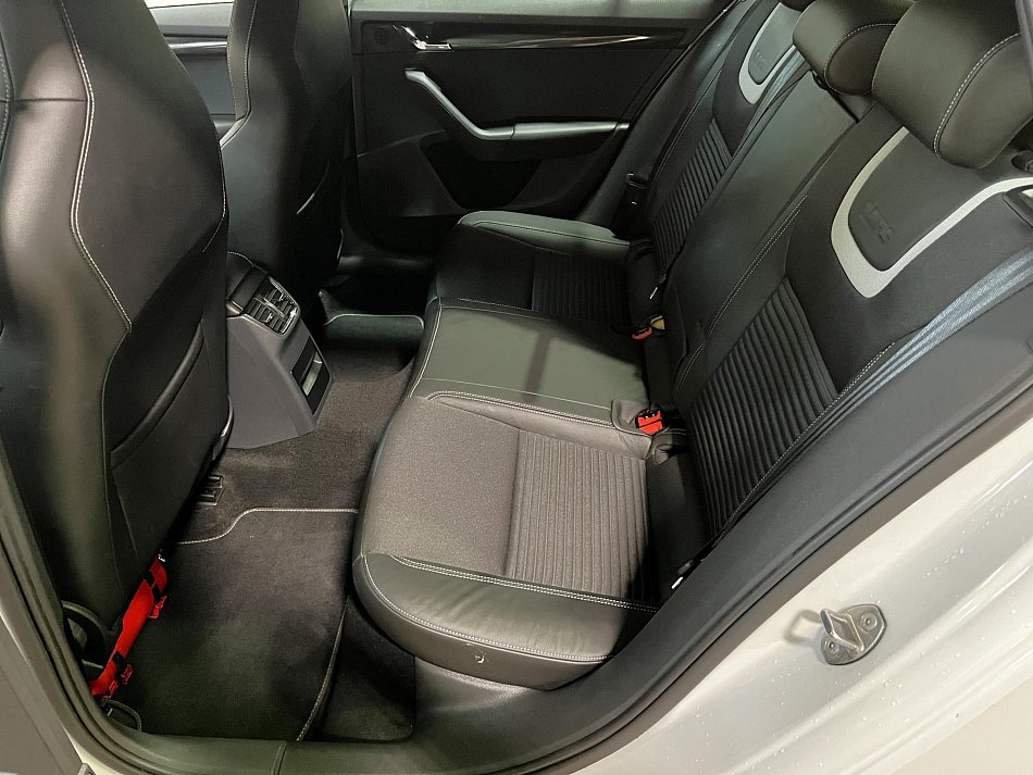 Škoda Octavia III 2.0 TDi RS