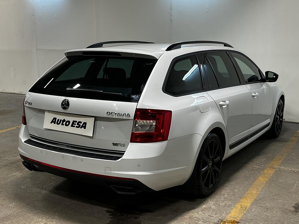 Škoda Octavia III 2.0 TDi RS