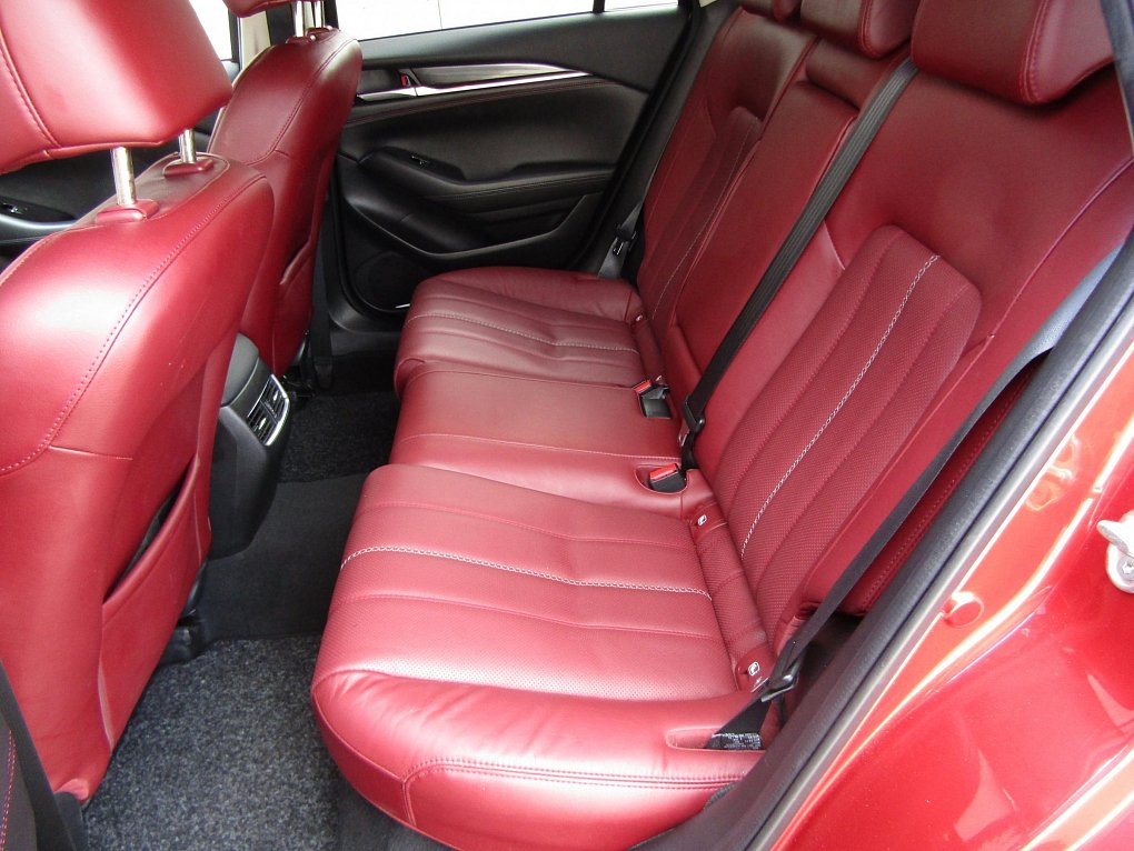 Mazda 6 2.5i 