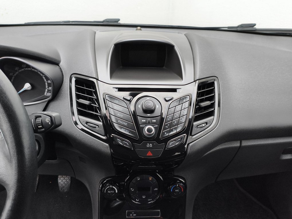 Ford Fiesta 1.0EB Titanium