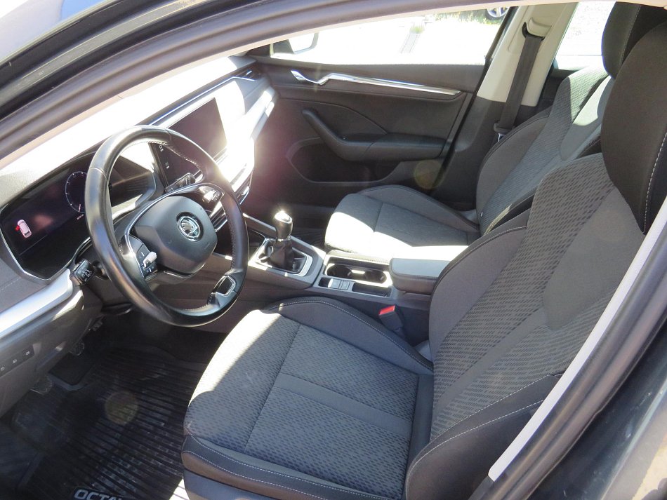 Škoda Octavia IV 2.0TDi Style