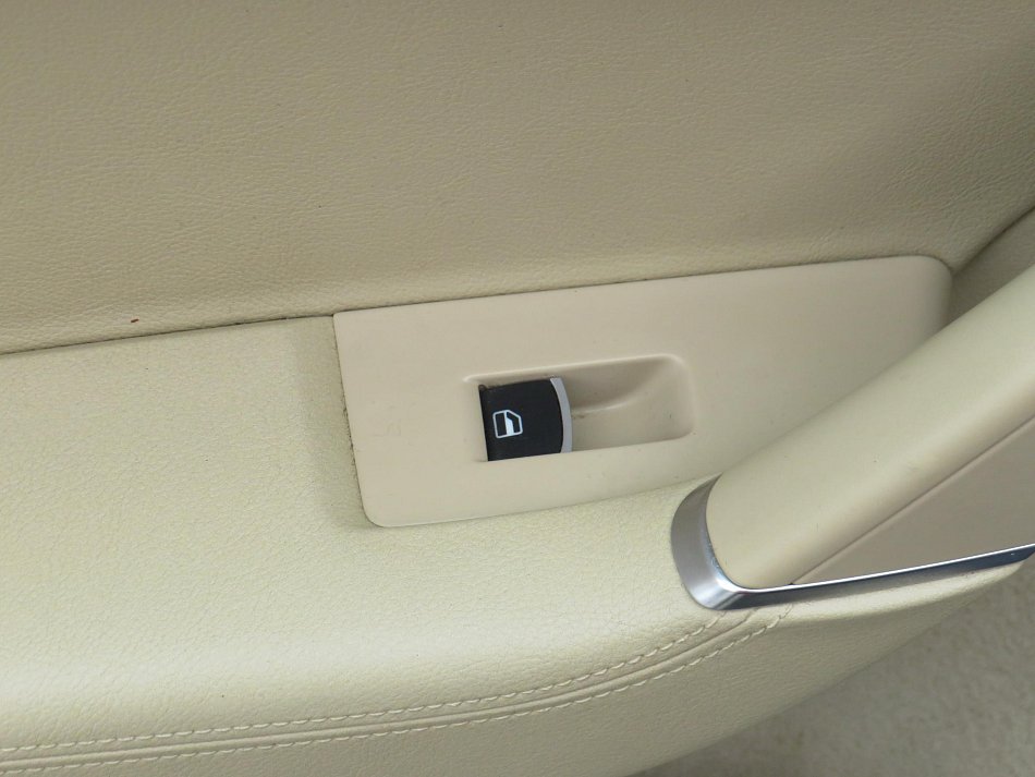 Volkswagen Passat 2.0 TDi Business