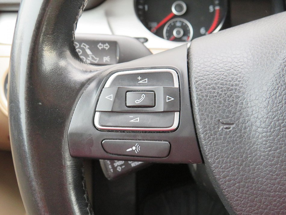 Volkswagen Passat 2.0 TDi Business