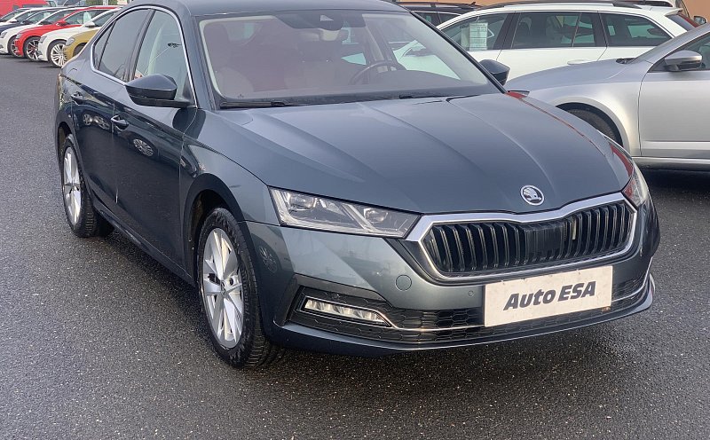 Škoda Octavia IV 2.0TDi SportLine