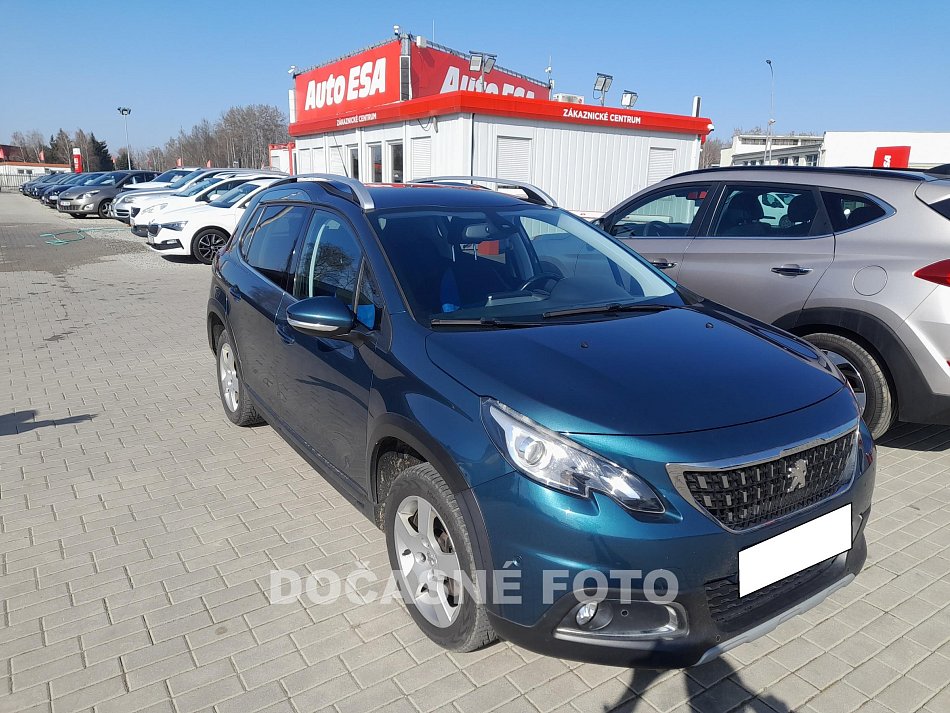 Peugeot 2008 1.2PT 