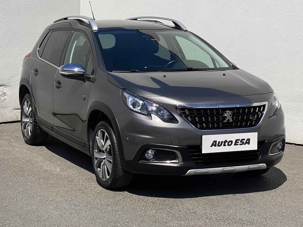 Peugeot 2008 1.2PT Crossway