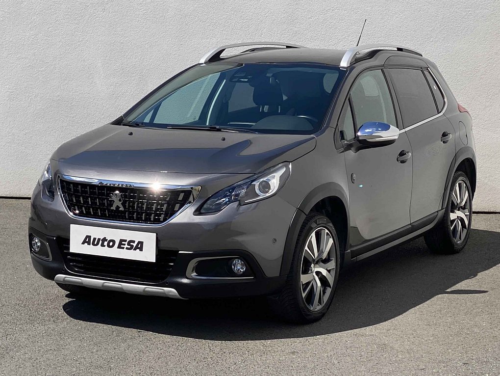 Peugeot 2008 1.2PT Crossway