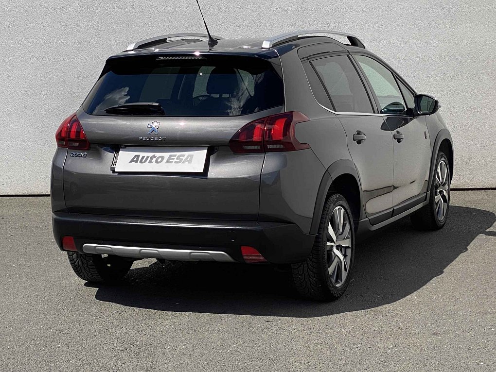 Peugeot 2008 1.2PT Crossway