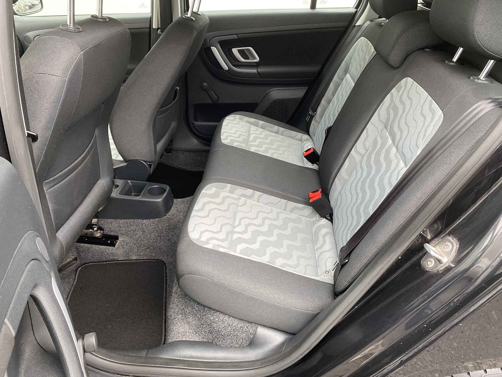 Škoda Fabia II 1.6 16V Ambiente