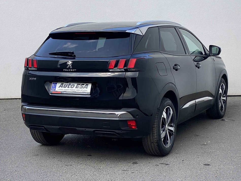 Peugeot 3008 1.2PT Crossway