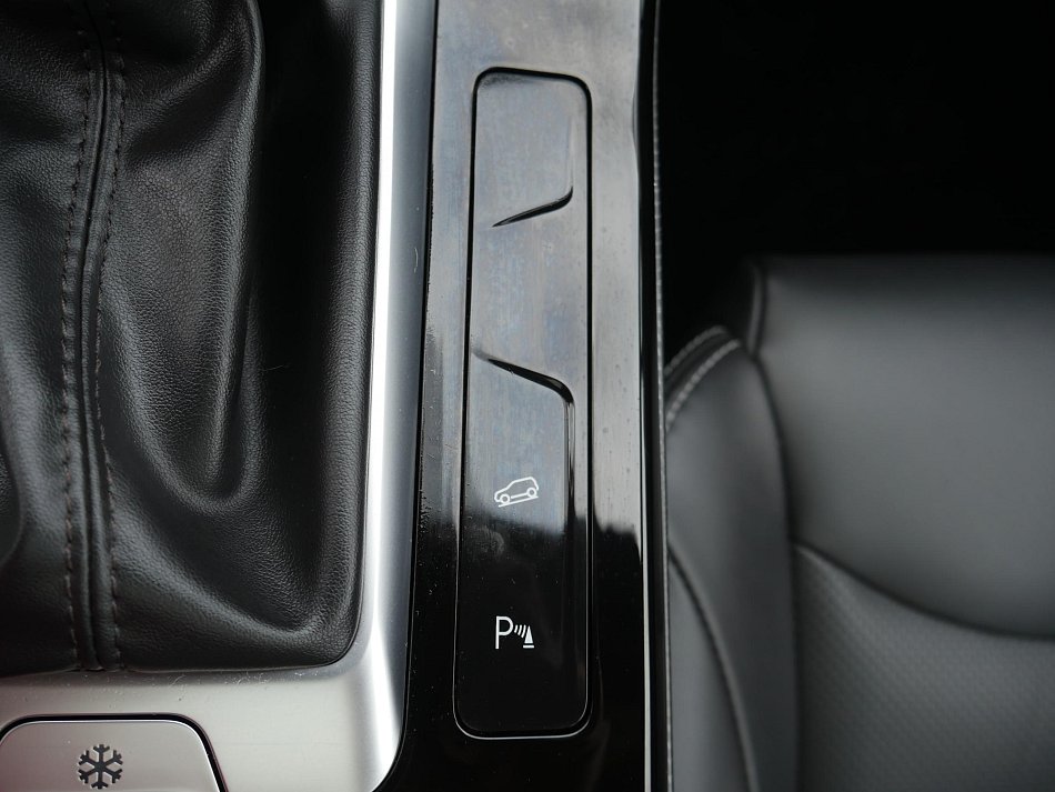 Dongfeng Fengon 5 1.5 i 