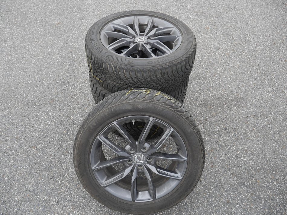 Dongfeng Fengon 5 1.5 i 