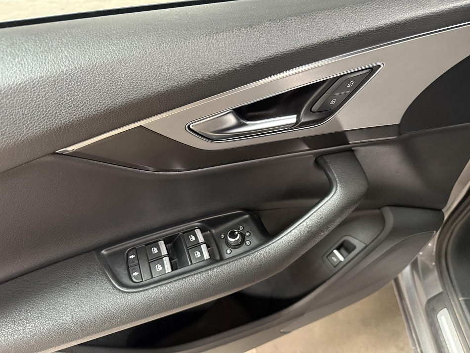 Audi Q7 3.0TDi  Quattro