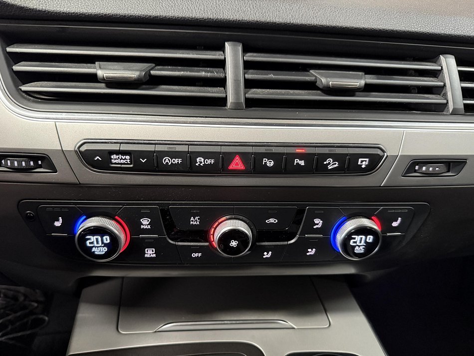 Audi Q7 3.0TDi  Quattro
