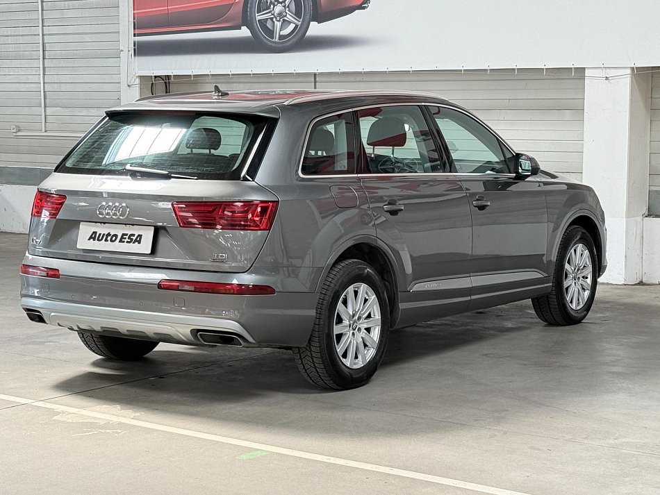 Audi Q7 3.0TDi  Quattro