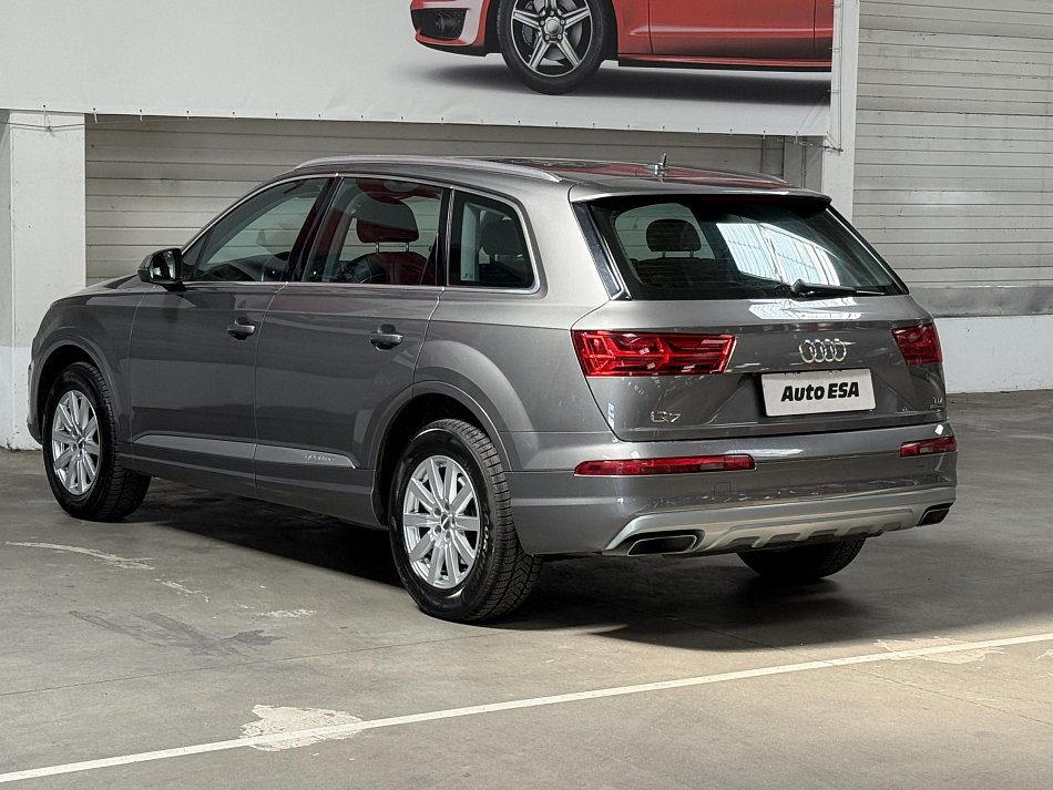 Audi Q7 3.0TDi  Quattro