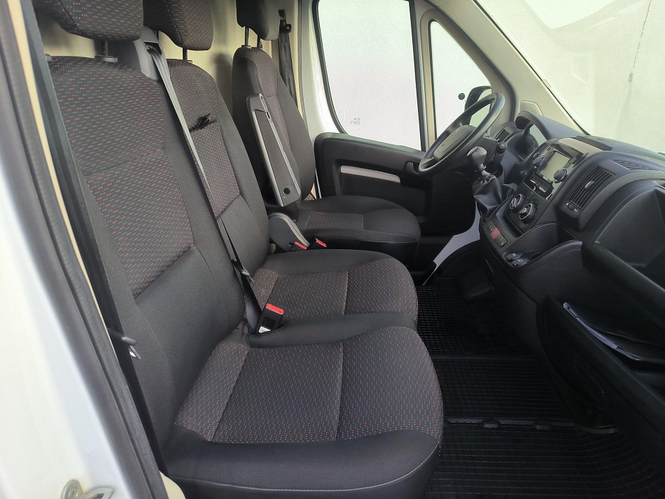 Peugeot Boxer 2.2HDi Active L2H2