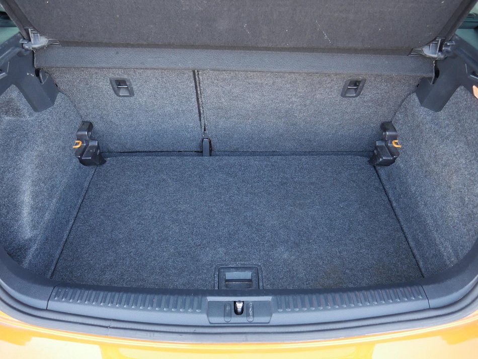 Volkswagen Polo 1.6 TDi CROSS