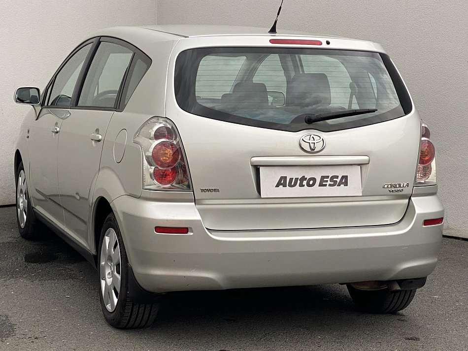 Toyota Corolla Verso 1.6i 