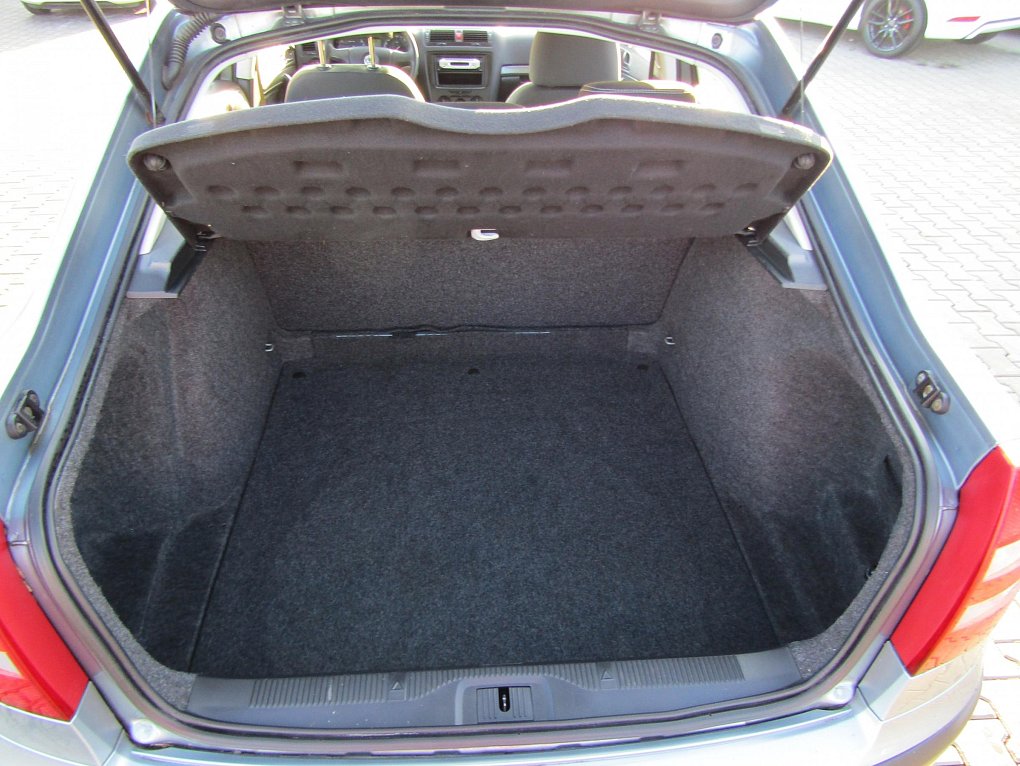 Škoda Octavia II 1.6MPi 