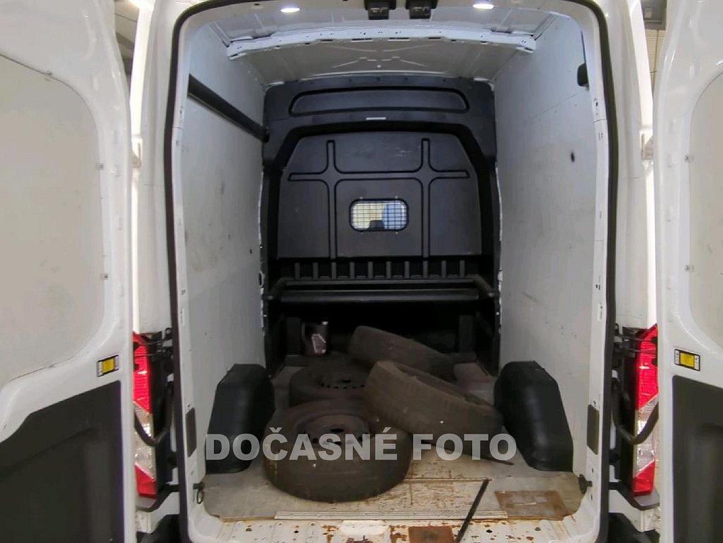 Ford Transit 2.0TDCi Trend L3H3 6míst