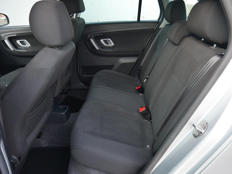 Škoda Fabia II 1.2i 