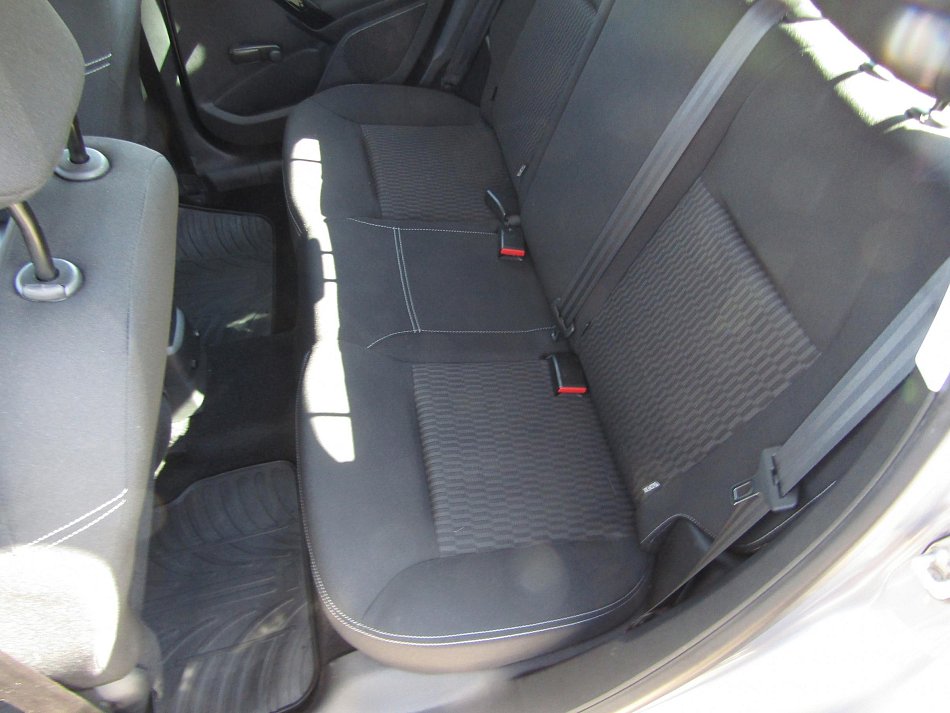 Peugeot 208 1.2 PT 