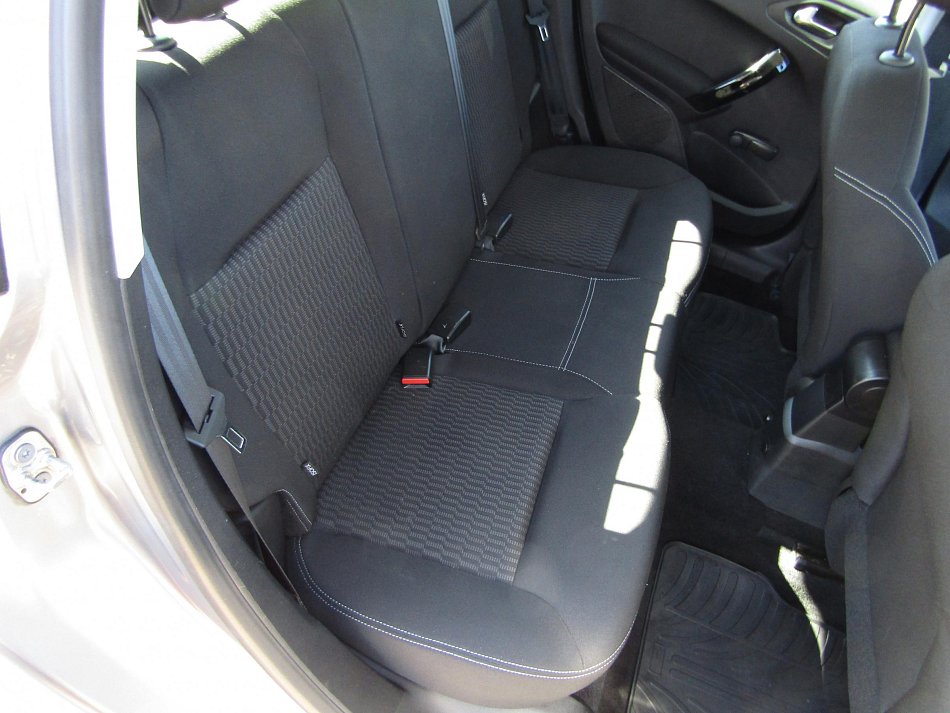 Peugeot 208 1.2 PT 