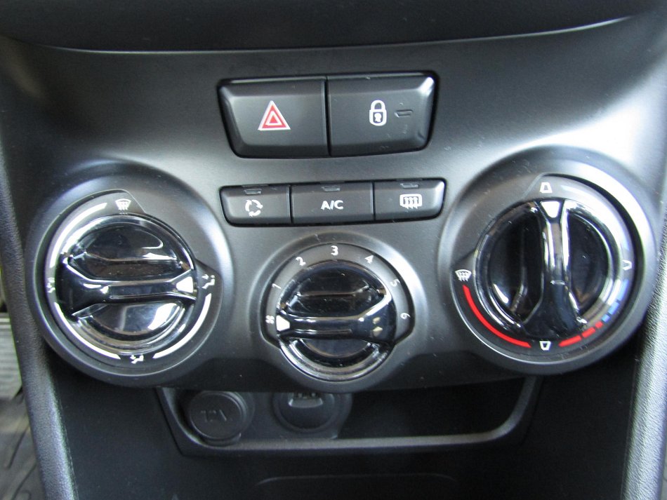 Peugeot 208 1.2 PT 