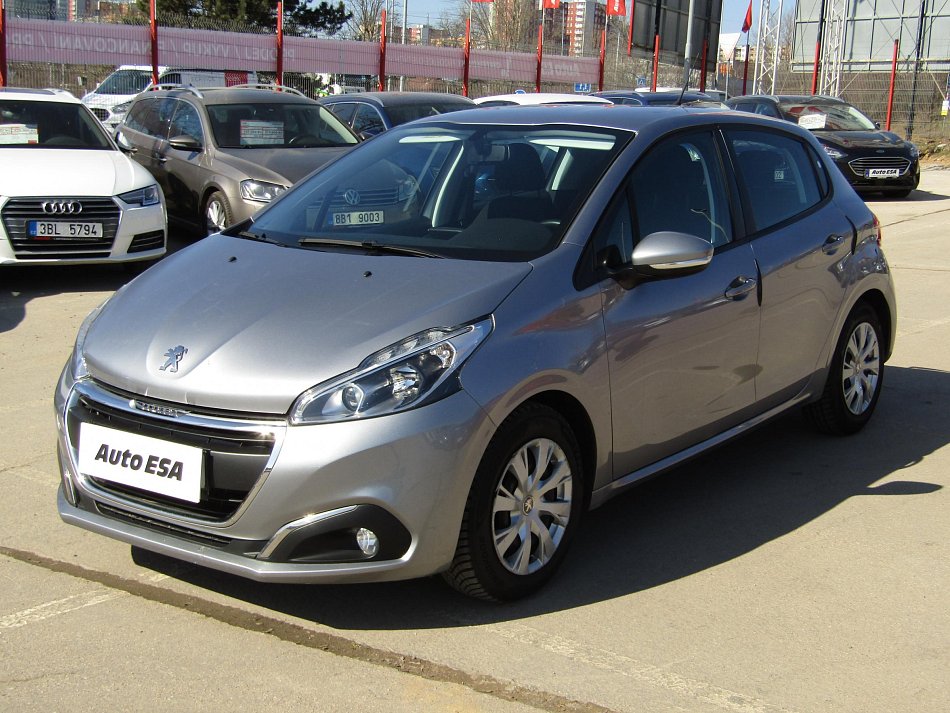 Peugeot 208 1.2 PT 