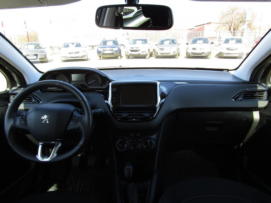 Peugeot 208 1.2 PT 