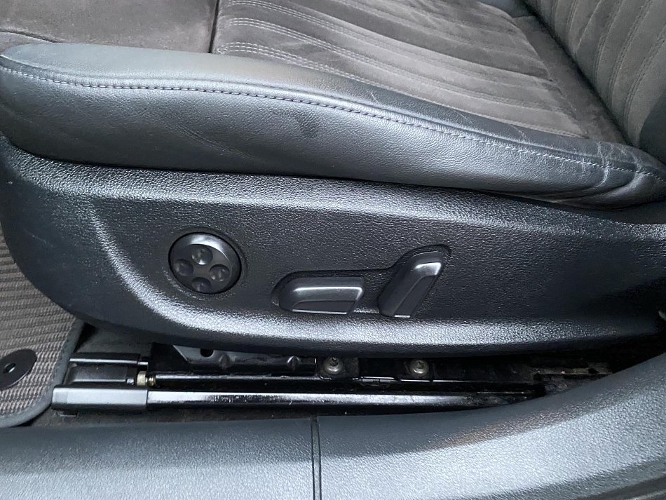 Audi A6 Allroad 3.0 TDi  quattro