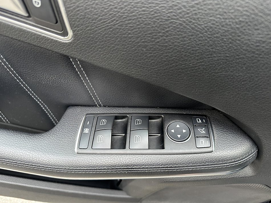 Mercedes-Benz Třída E 2.2CDi 