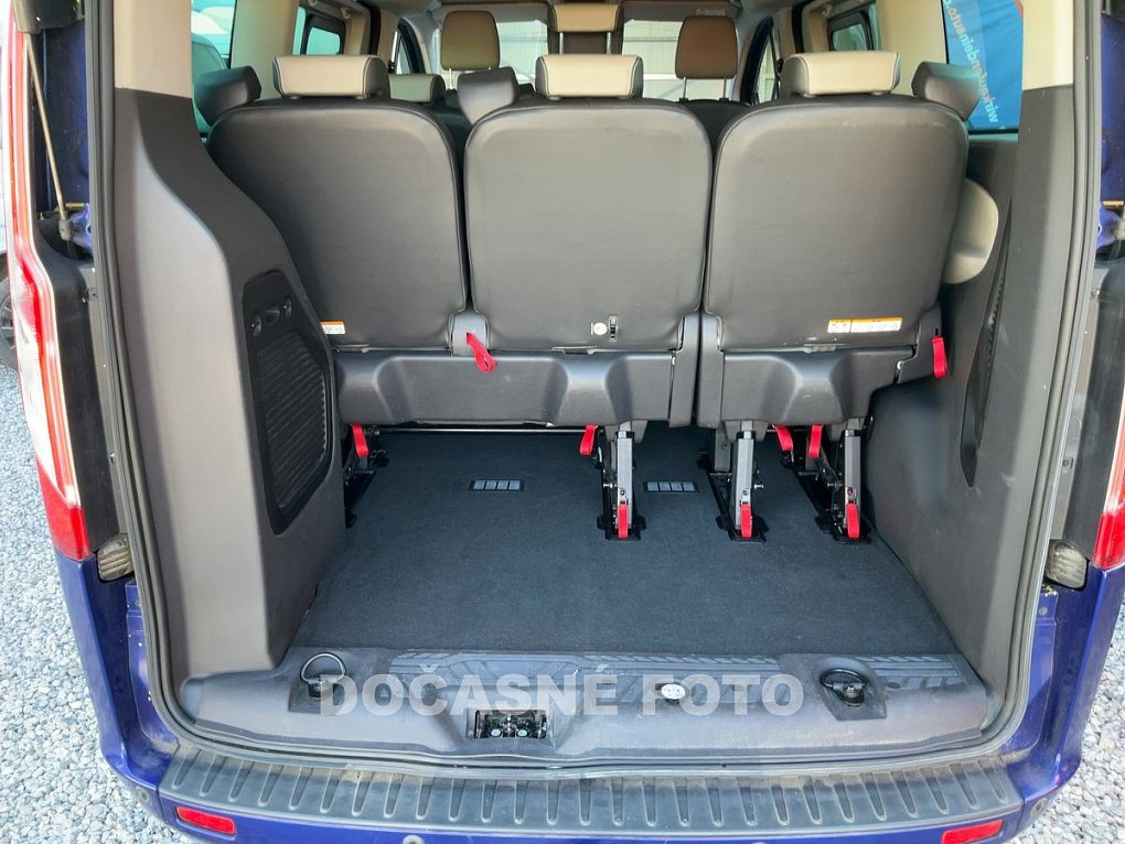 Ford Tourneo Custom 2.2TDCi Titanium L1H1