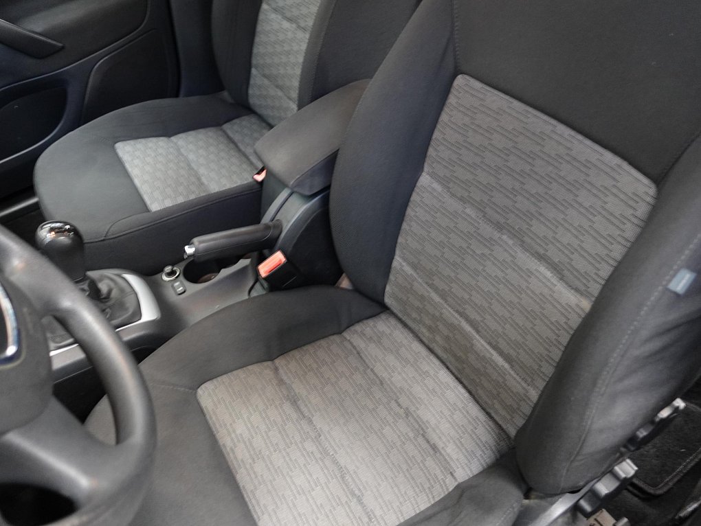 Škoda Octavia II 1.6i 