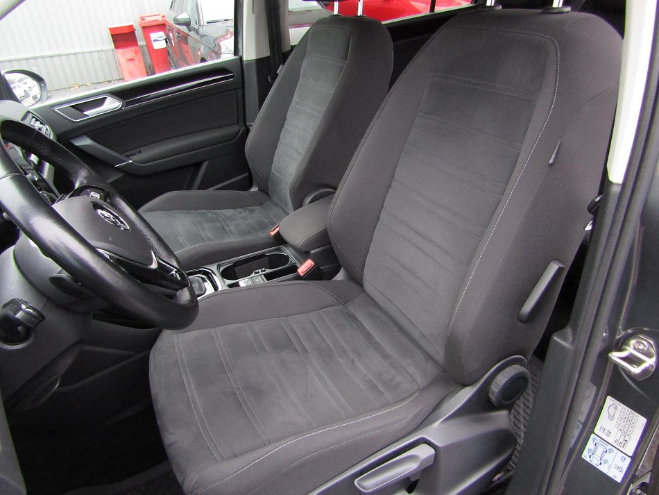 Volkswagen Touran 1.4 TSi Highline