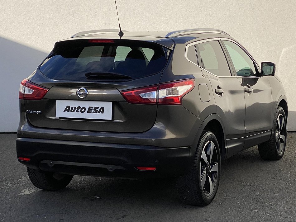 Nissan Qashqai 1.2 DiG-T N-Connecta