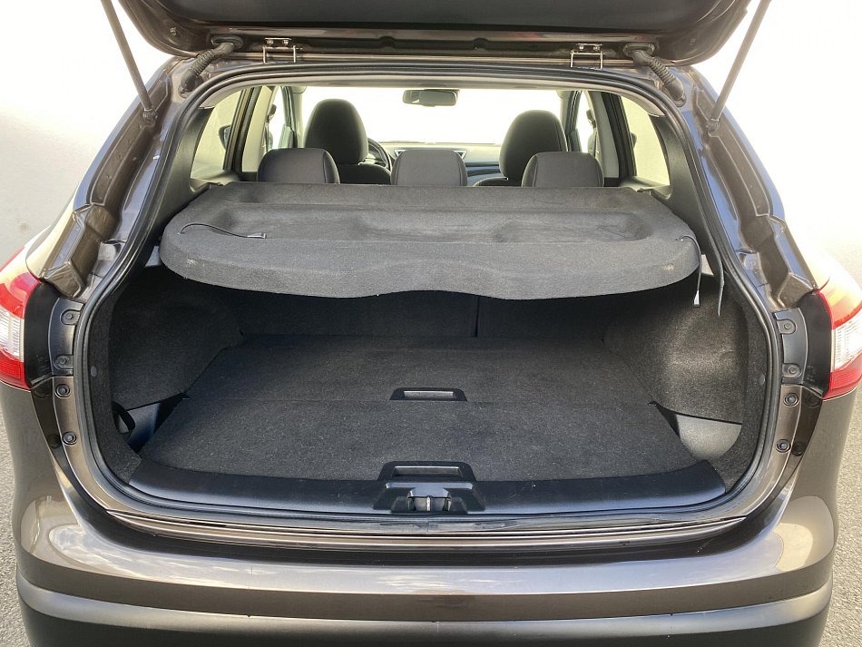 Nissan Qashqai 1.2 DiG-T N-Connecta